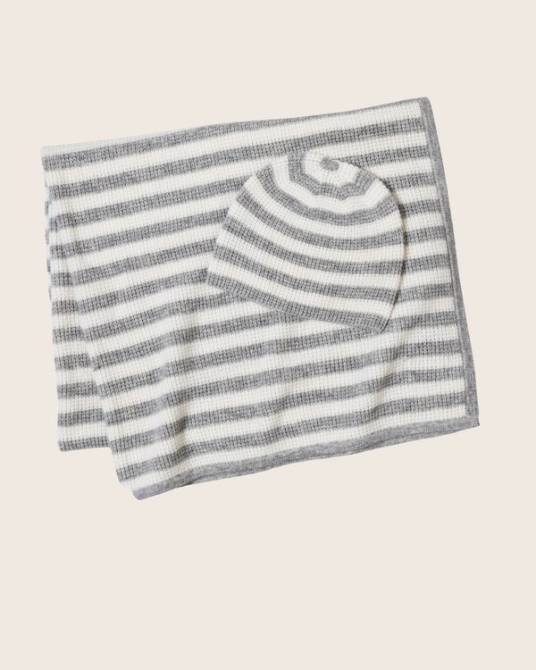Thermal Cashmere Blanket and Hat in Grey/Ivory