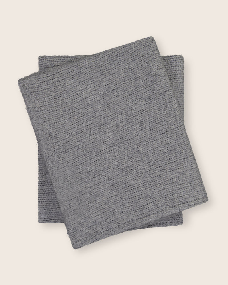 Emil Boucle Knit Throw in grey