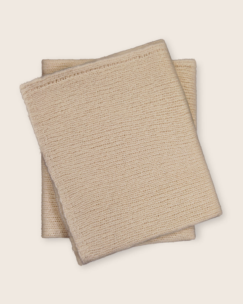 Emil Boucle Knit Throw in oatmeal