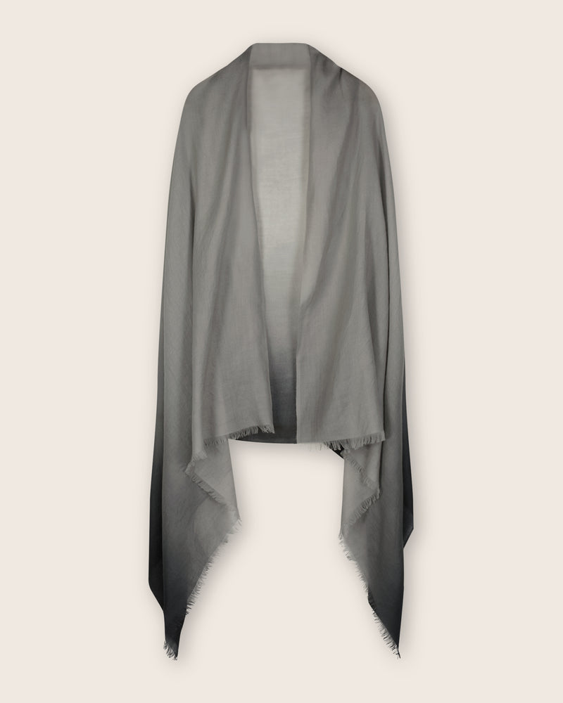 Lightweight Cashmere Wrap in grey ombre