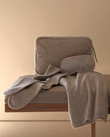 Aviano Travel set, cashmere pouch, socks, blanket, eye mask in Oatmeal