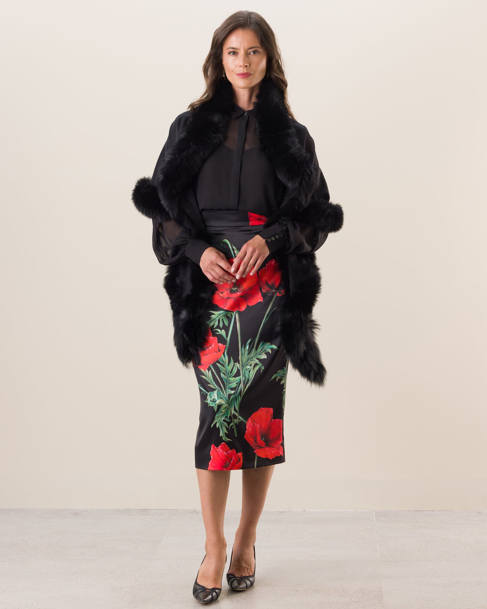 Cashmere Shawl with Finland Fur Trim | Sofia Cashmere – SofiaCashmere