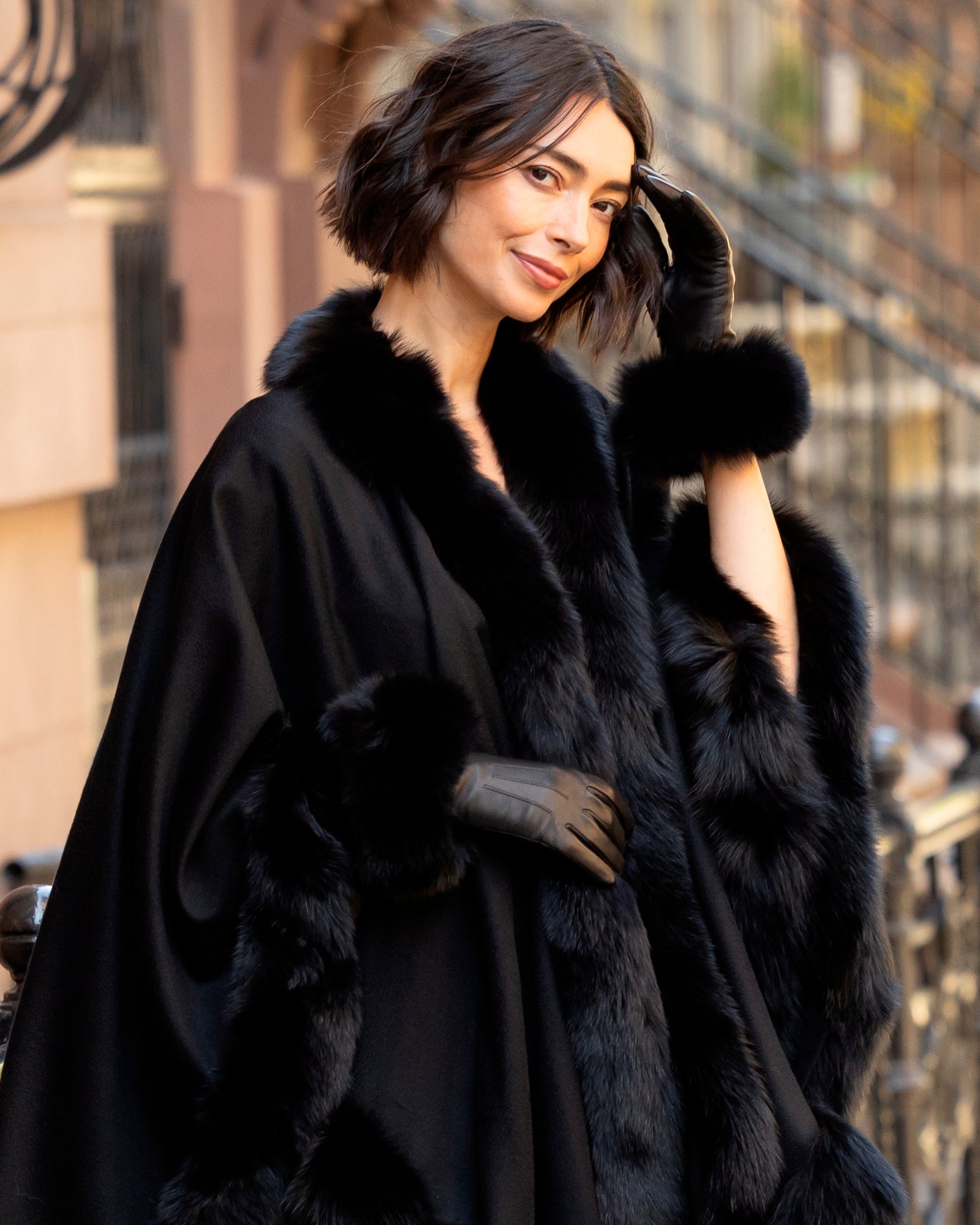 Cashmere Lined Nappa Leather Leather Gloves with Fur Trim | Sofia